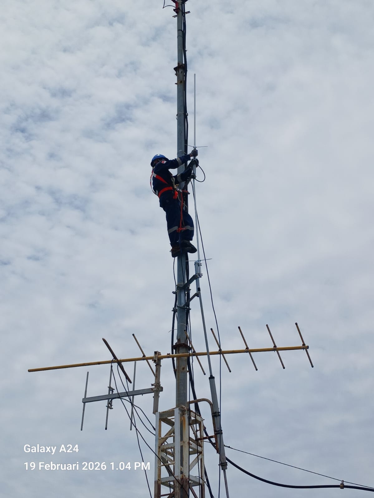 Installasi Antenna on Surabaya